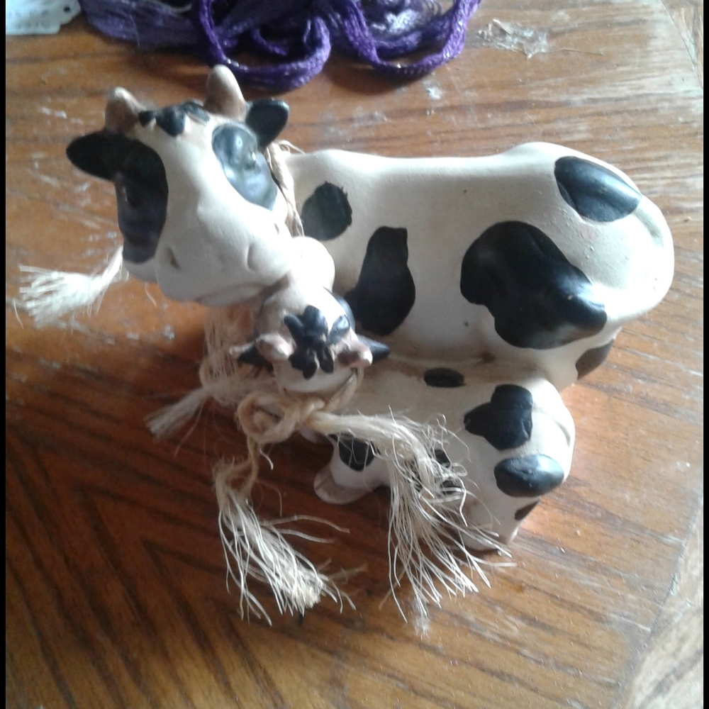 Young's INC. ceramic cows